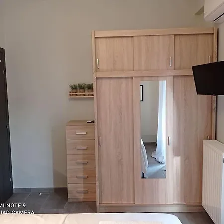Sunny Penny's Modern Apartament Volos